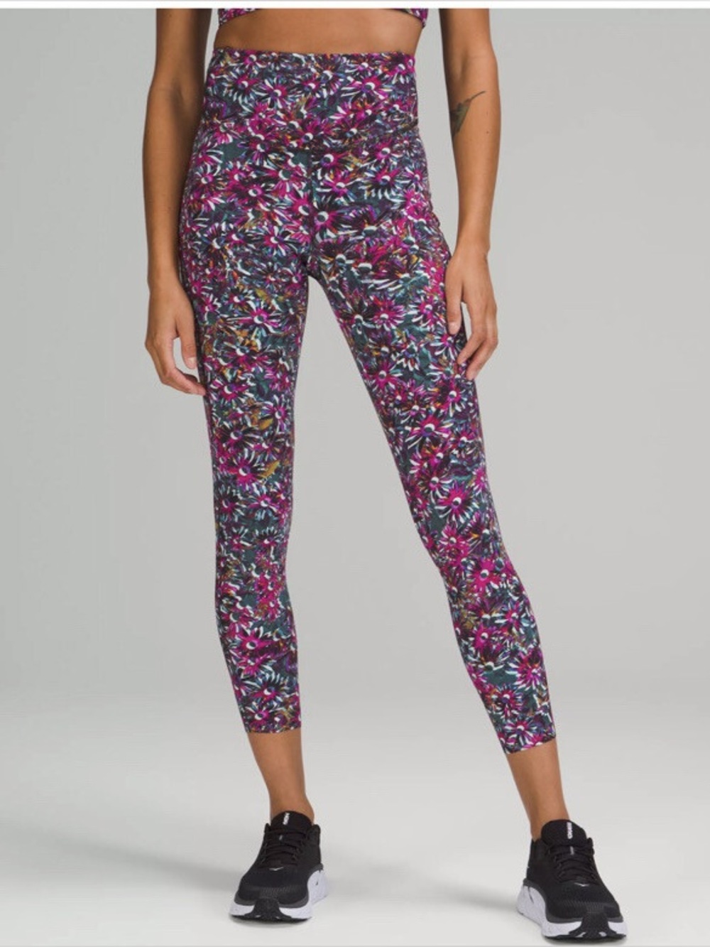 NWT lululemon athletica Floral Electric Multi Base Pace HR Tights 25” Crop 16